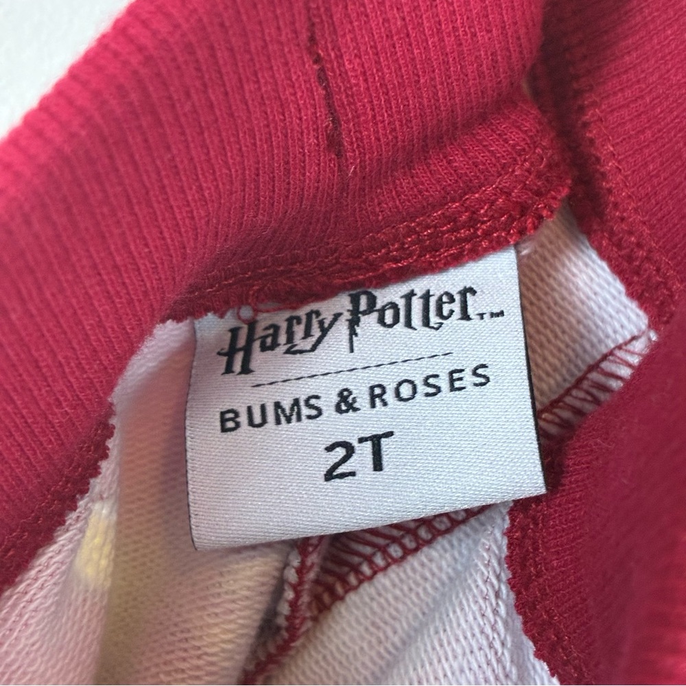 NWT Harry Potter Bums and Roses matching lounge set size 2T - Picture 9 of 9